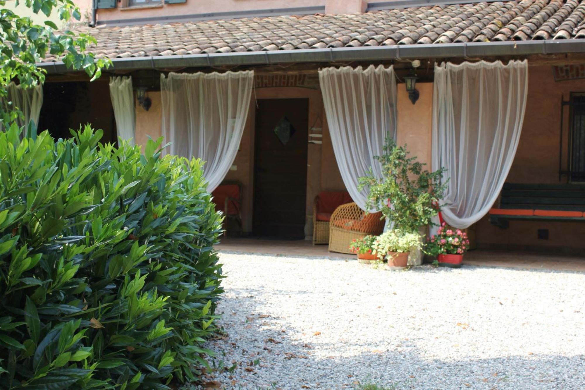 Agriturismo Borg Da Ocjs Medea Buitenkant foto