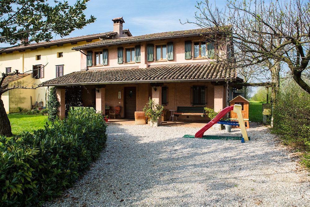 Agriturismo Borg Da Ocjs Medea Buitenkant foto